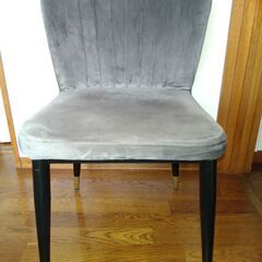 ダイニングチェア２脚