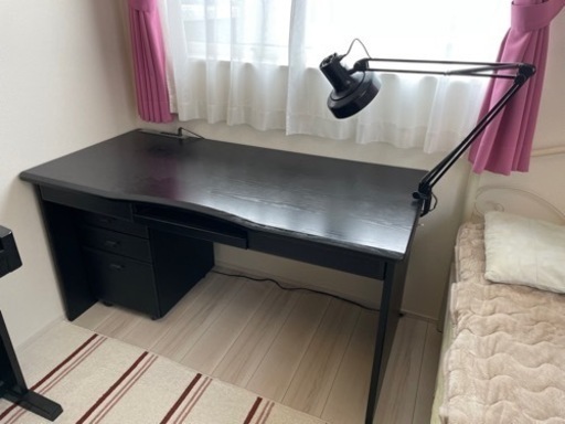 値下げしました！【ゆったりデスク✨】145cm×70cm、高さ73cm