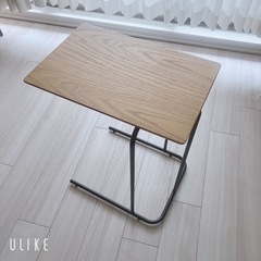 ソファ用サイドテーブルの画像