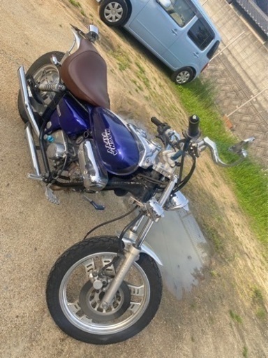 値下げしました！マグナ50自賠責、サイドバッグ付きの実動車！