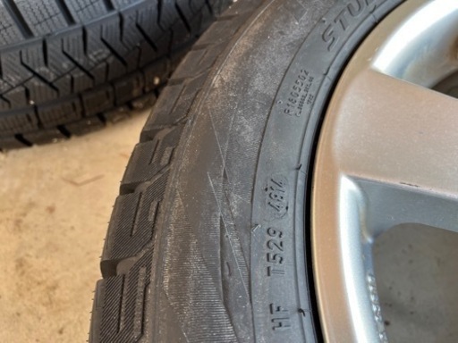 VW ゴルフなど　BORBET ピレリ　Ice Asimmetrico 195／60R16 4本