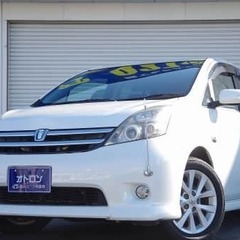 お車乗り換えませんか？🚗自社ローンです☺トヨタ アイシス プラタナ