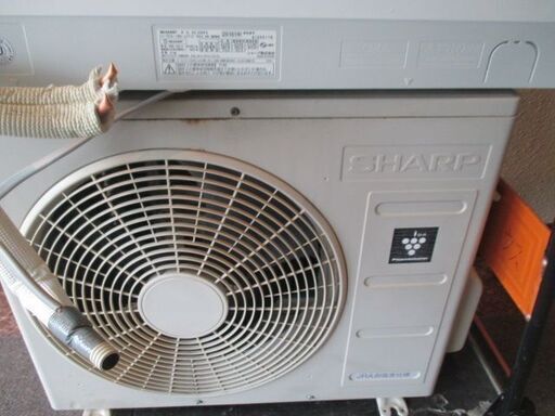 B4　シャープ（株）　ルームエアコン　AC-226FD