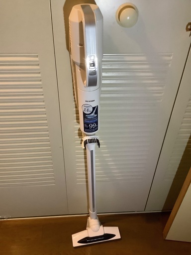 交渉中　アイリスオオヤマのコード式スティック掃除機