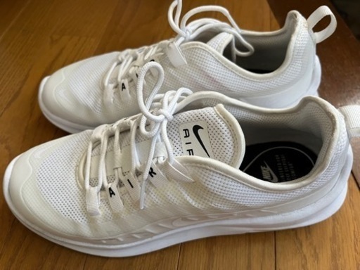 NIKE白スニーカー