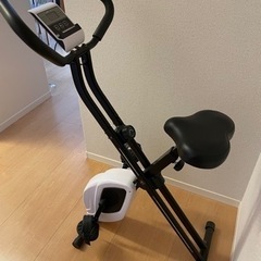 【美品】エアロバイク（折りたたみ可・静音設計）