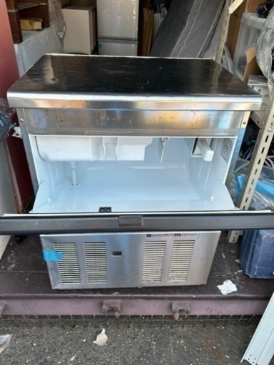 業務用　製氷機　星崎