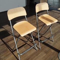 折り畳み椅子　一台のお値段です　4台有ります
