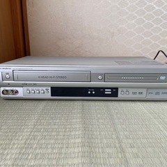 無料！！昔レトロなビデオデッキ