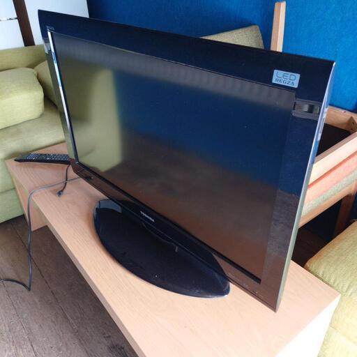 お話中　TOSHIBA　32型