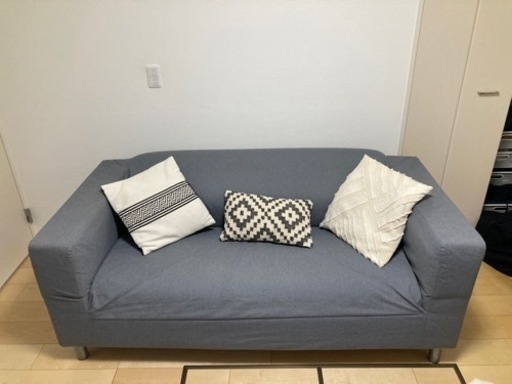 IKEA ソファー　シーツ、クッション付き