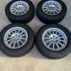 スタッドレスタイヤ、ホイールセット4本　215/65R16