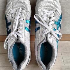 アシックス　フットサルシューズ　体育館用　２７cmの画像