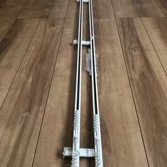 カーテンレールの画像