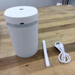 【‼️半額セール‼️】【現状品】リフレ Refre 卓上加湿器 アロマ USB給電式 グラデーション発光 コンパクト 超音波式  季節家電の画像