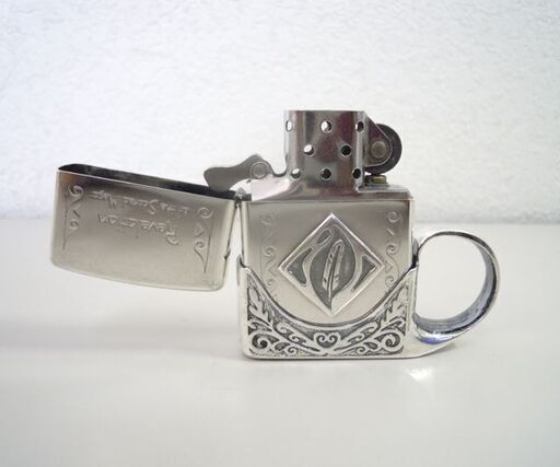 ZIPPO オイルライター Revelation of the Sacred Mesa 1999年製 ガンアクションホルダー付き ジッ