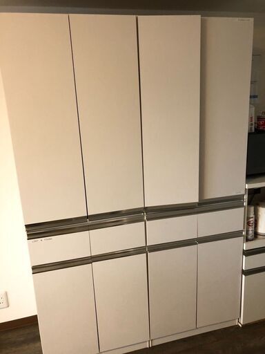 ニトリ　イケア　食器棚　中古品　直接受け渡し　ホワイト