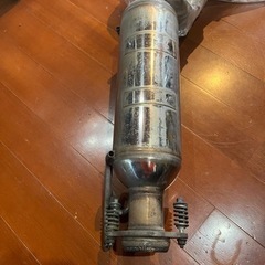 無限マフラーの画像