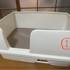 【お譲り先決まりました】猫用　システムトイレ　本体　砂　シートの画像