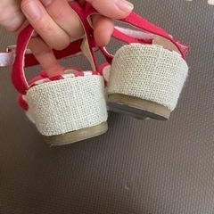 18センチ　サンダルの画像