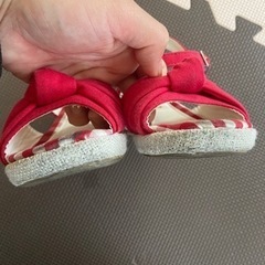 18センチ　サンダルの画像