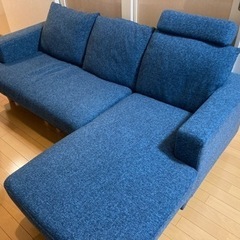 美品:2〜3人掛けソファ ブルー（使用2年）