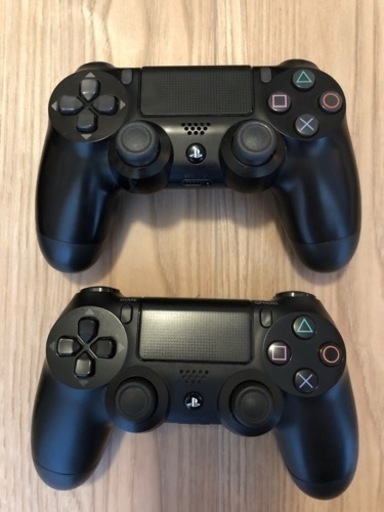 PS4 コントローラー２つ　充電器付き