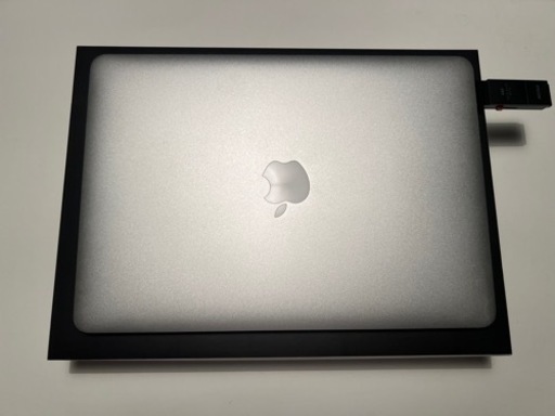 ノートパソコン MacBook Air 2011