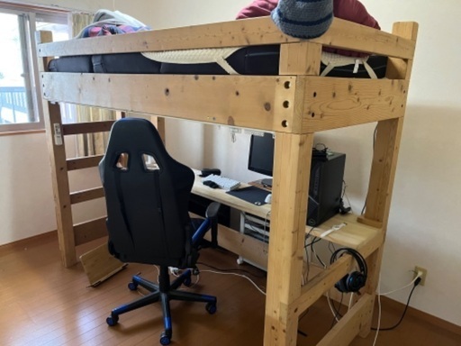 ロフトベッドデスク一体型