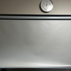 電動スクリーン
