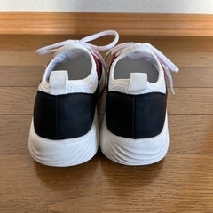 レディース スニーカー 24.0㎝の画像