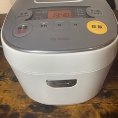 炊飯器　アイリスオーヤマ　5合だきの画像