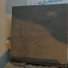 【値下げ】LIXIL  タイル　未使用　10枚入　16箱