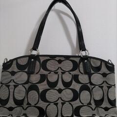 COACH　シグネチャーの画像