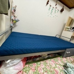 シングルベッドの画像