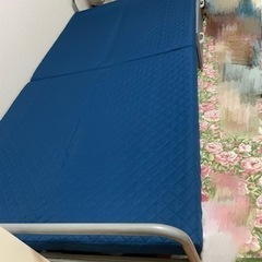 シングルベッド