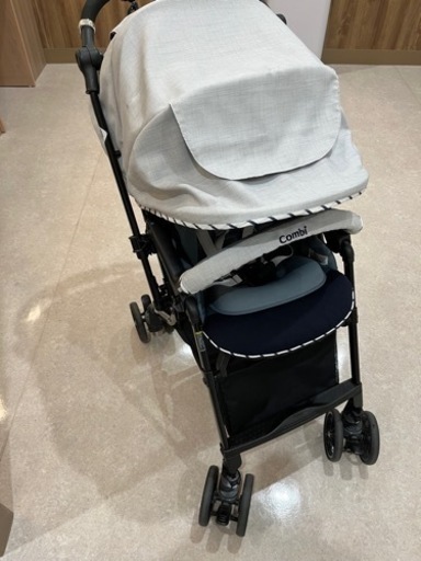 コンビ  ベビーカー　スゴカルα 4キャス