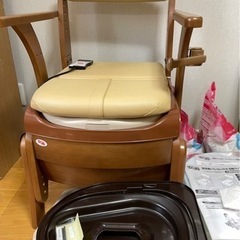 安寿 家具調トイレセレクトR 自動ラップ ノーマルタイプ ポータブルトイレ 家具調トイレセレクトRノーマル ｜ 【安寿】の介護用品