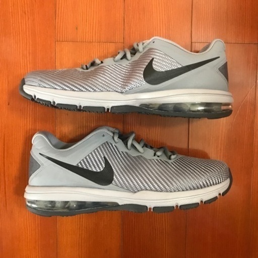 NIKE MAXAIR メンズトレーニングシューズ