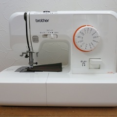 【受け渡し者が決まりました】brother 電子速度制御ミシン A11-ORの画像