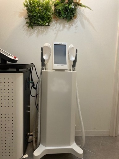 中古　売り切り価格☆ 次世代EMS エステサロン