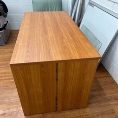デスク　テーブル