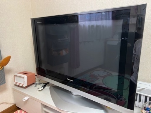 液晶テレビ