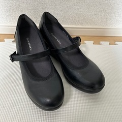 フワラク　パンプス　24.5センチ