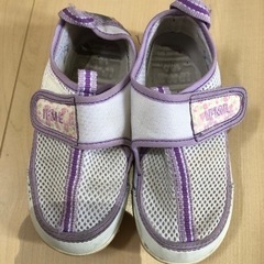 イフミーサンダル　女の子