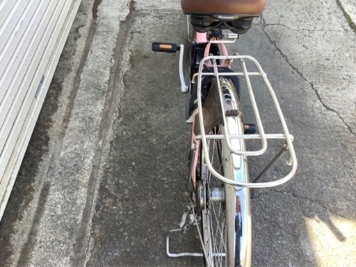 42パナソニック新機種電動アシスト自転車viviDX26インチ　ピンクボディー