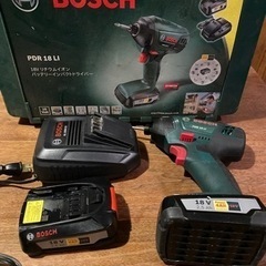 値引可！BOSCH 18V充電池 充電器セット　おまけつきの画像