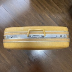 スーツケースの画像
