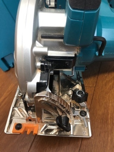 【値下げ】マキタ　充電式マルノコ　HS631D