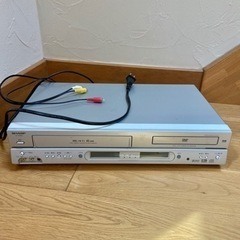 VTR 一体型DVDビデオプレーヤー